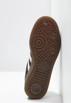 Adidas Originals Handball Spezial Unisex - Sneakers Laag - Cblack/Ftwwht/Gum5 10 Adidas Originals Handball Spezial Unisex - Sneakers Laag - Cblack/Ftwwht/Gum5 -Deals Shoes Store 036d551b52c440c6a2f34e9e2317cef0