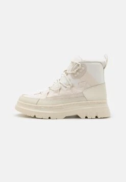 Dr. Martens Boury Unisex - Enkellaarsjes Met Plateauzool - Off White/Natural/Egret/Bone