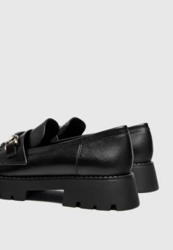 PULL & BEAR Mit Metallapplikation - Instappers - Black 8 PULL & BEAR Mit Metallapplikation - Instappers - Black -Deals Shoes Store 097aa2e9711d4ad0bacd6241a9f08ce1