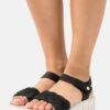 Caprice Sandalen Met Plateauzool - Black