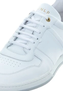Treviso - Sneakers Laag - White -Deals Shoes Store 10e62dc9621d4e60adbe50b2a42788af