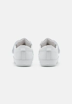 DSQUARED2 Unisex - Babyschoenen - White/Black 8 DSQUARED2 Unisex - Babyschoenen - White/Black -Deals Shoes Store 14cd1de7641644ddb68776cb573f8ed2