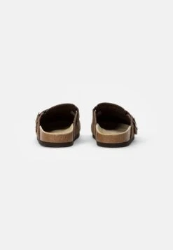 Pier One Leather Unisex - Pantoffels - Brown -Deals Shoes Store 18a09b6c3e71439784e427988b058842