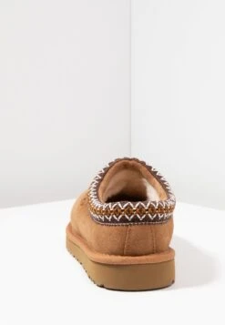 Ugg Tasman - Pantoffels - Chestnut -Deals Shoes Store 19cca7fd7b4a4a0789dcd834618e0bcd