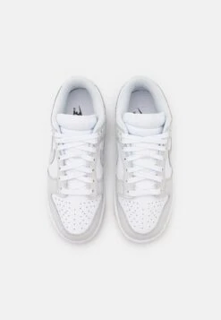 Nike Sportswear Dunk- Sneakers Laag - White/Photon Dust White -Deals Shoes Store 1dc08193d0884b78927b935b79e0973a