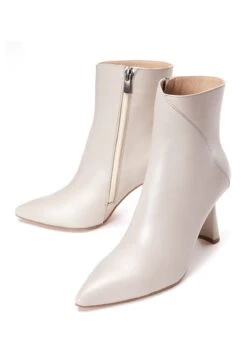 Enkellaarsjes Met Hoge Hak - Cream -Deals Shoes Store 1e12b940d7a7490092cdfcfb9a322a50