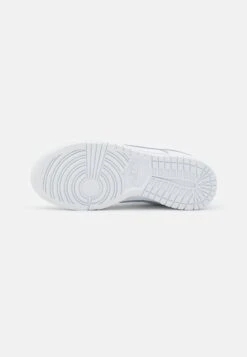 Nike Sportswear Dunk- Sneakers Laag - White -Deals Shoes Store 29b57333be2346d4a1ea4bed2262fabc