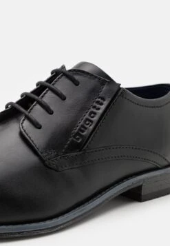 Bugatti Armo Comfort - Veterschoenen - Black 11 Bugatti Armo Comfort - Veterschoenen - Black -Deals Shoes Store 2a00da39fe5840dd924936a84f5f722c