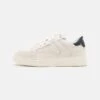 Emporio Armani Sneakers Laag - Offwhite/Blue