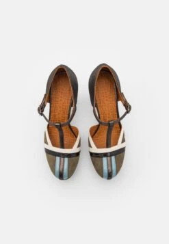 Chie Mihara Yarmin - Plateaupumps - Military/Iron/Leche/Black/Lake -Deals Shoes Store 5155ac8e36ce49e7a93fc1df91725cc7