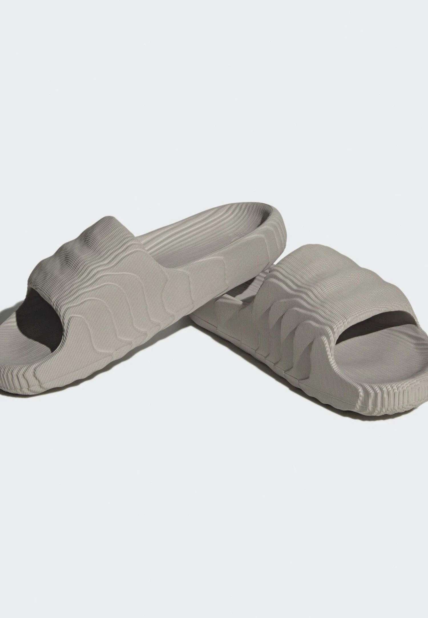 Adidas Originals Adilette 22 Unisex - Badslippers - Light Brown/Light Brown/Core Black 5 Adidas Originals Adilette 22 Unisex - Badslippers - Light Brown/Light Brown/Core Black - Image 5