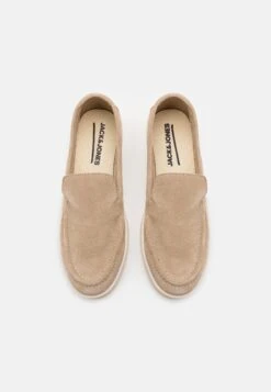 Jack & Jones Jfwmaccartney- Instappers - Sand 9 Jack & Jones Jfwmaccartney- Instappers - Sand -Deals Shoes Store 6f415c91a2704cac8127a8d2434b785f