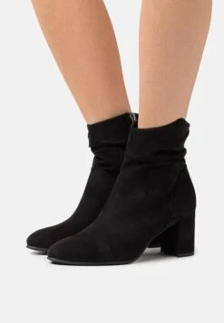 Marco Tozzi Korte Laarzen - Black