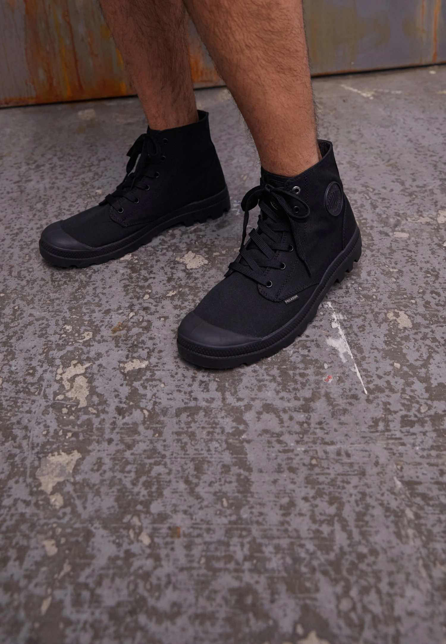 Palladium Mono Chrome Unisex - Veterboots - Black 2 Palladium Mono Chrome Unisex - Veterboots - Black - Image 2