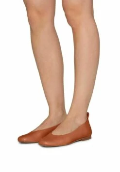 Christina - Ballerina'S - Cognac