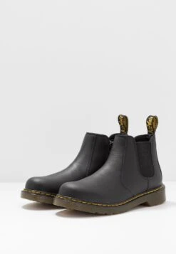 Dr. Martens Chelsea Boot Youth - Korte Laarzen - Black -Deals Shoes Store 78151f92f39a485295cca9c2147a2b23