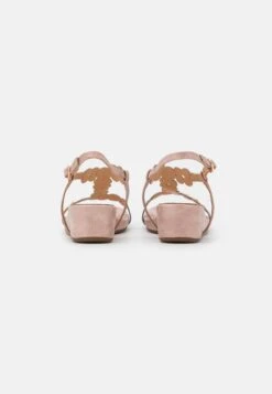 Alma En Pena Sandalen Met Sleehak - Lisboa Rose -Deals Shoes Store 78bbb07bf0984e3fbca4cd7a944b34fb