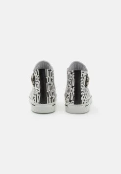 Roberto Cavalli Siry Rigo- Sneakers Hoog - Black/White 8 Roberto Cavalli Siry Rigo- Sneakers Hoog - Black/White -Deals Shoes Store 7d2180e1807e456fa0bf8456767d8a14