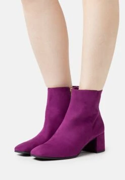 Marco Tozzi Korte Laarzen - Grape