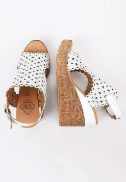 Sandalen Met Sleehak - White -Deals Shoes Store 7e85fcf18ac14912b7bca9538fb00010