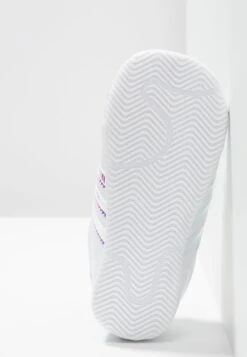 Adidas Originals Superstar Crib - Babyschoenen - Footwear White/Core Black 11 Adidas Originals Superstar Crib - Babyschoenen - Footwear White/Core Black -Deals Shoes Store 8059f98d69e141c2a9ca2dda7751861b