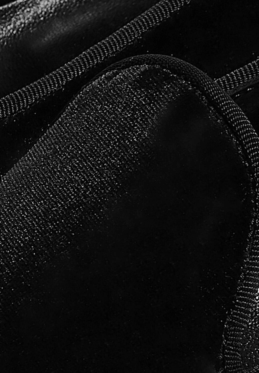 George - Instappers - Black Velvet 6 George - Instappers - Black Velvet - Image 6