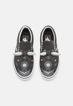 Vans Triceratops Slip On Unisex - Instappers - Black/True White -Deals Shoes Store 893f1e6cc3dd4d0dbd465014e1a14ef6