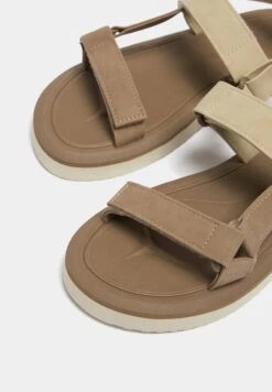 PULL & BEAR Contrast Technical- Sandalen - Mottled Beige -Deals Shoes Store 8eca4259c13d41878fdfd9de64ebff94