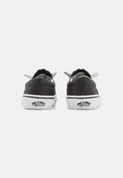 Vans Triceratops Slip On Unisex - Instappers - Black/True White -Deals Shoes Store 8fdc57f758df4b84933c52de0fcfe0e9