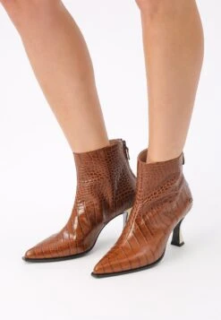 Korte Laarzen - Brown