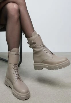 Enkellaarsjes Met Plateauzool - Taupe