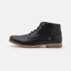 Sneaky Steve Crasher Shoe - Veterboots - Black Texas