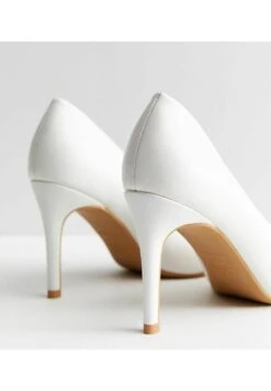 New Look Court- Hoge Hakken - White -Deals Shoes Store 94fc37a7ee0349649cf73489443dd9de