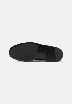 MOSCHINO Plate - Veterschoenen - Nero 10 MOSCHINO Plate - Veterschoenen - Nero -Deals Shoes Store 99f70d5e0e7b449899d5a6911b66a3a3