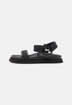MOSCHINO Logo - Outdoorsandalen - Nero