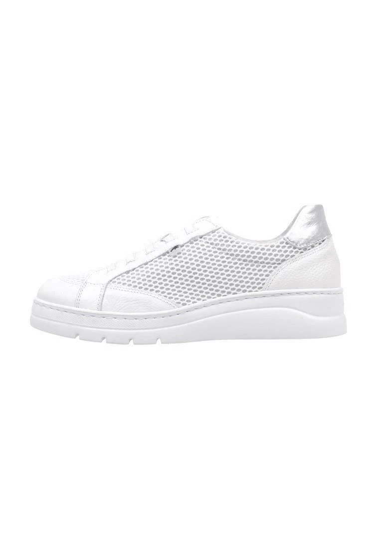 Fluchos Sneakers Laag - White 1 Fluchos Sneakers Laag - White