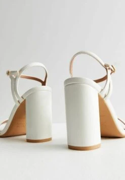 New Look 2 Part Block - Sandalen - White -Deals Shoes Store ae42f3613e8548b28c6cb7c89a24d5fb