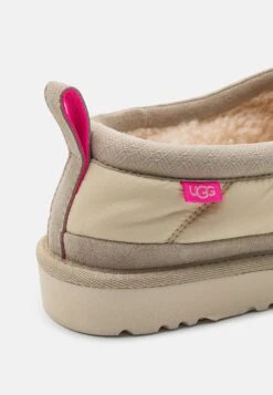 Ugg Tasman - Pantoffels - Whitecap -Deals Shoes Store ae927a017b8443dfbf4a5d05b5aaa035