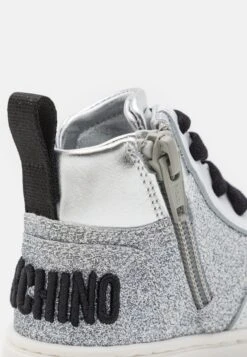 MOSCHINO Unisex - Sneakers Hoog - Silver/White/Black -Deals Shoes Store affe50e1f10c401a824898a5878b913a
