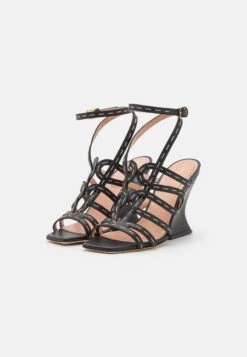 Alberta Ferretti Sandalen Met Hoge Hak - Black -Deals Shoes Store b0f719e2ab774cd5b22595439598ef5a