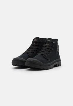 Palladium Mono Chrome Unisex - Veterboots - Black 11 Palladium Mono Chrome Unisex - Veterboots - Black -Deals Shoes Store c3168388e701471dbede9b83a689846e