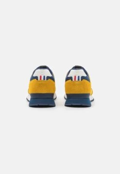 Colmar Originals Travis Authentic - Sneakers Laag - Ochre/Navy -Deals Shoes Store c35b9adb43b34293b267a83b43d0cac1