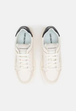 Emporio Armani Sneakers Laag - Offwhite/Blue -Deals Shoes Store c795fa43054e48c0bd8e269a2bb331e7