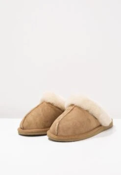 Shepherd Jessica - Pantoffels - Chestnut -Deals Shoes Store d47ad931e8df44428e376715c3ed38eb