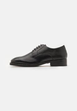 Austin Derby - Veterschoenen - Black