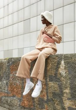 Nike Sportswear Dunk- Sneakers Laag - White -Deals Shoes Store e6259915bd67446a8c9278de87f95178