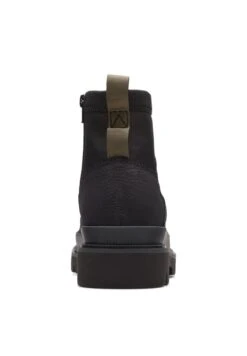 Clarks Badell Hi - G - Veterboots - Black Nubuck -Deals Shoes Store e8039a05b19f45bab42dafb7496ec6e8