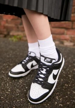 Nike Sportswear Dunk- Sneakers Laag - White/Black 9 Nike Sportswear Dunk- Sneakers Laag - White/Black -Deals Shoes Store e9dcc4a48098423fadd90e9e67495cab