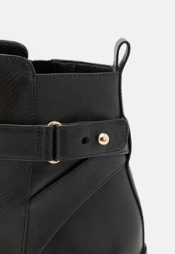 MICHAEL Michael Kors Darcy Heeled - Korte Laarzen - Black 13 MICHAEL Michael Kors Darcy Heeled - Korte Laarzen - Black -Deals Shoes Store ec39feacba044441b80cddc198195052