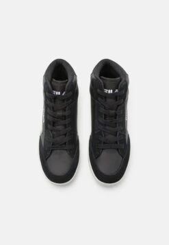 Fila Crew Mid Teens Unisex - Sneakers Hoog - Black -Deals Shoes Store f1c16faacbde489194ef7a17ca33c68c